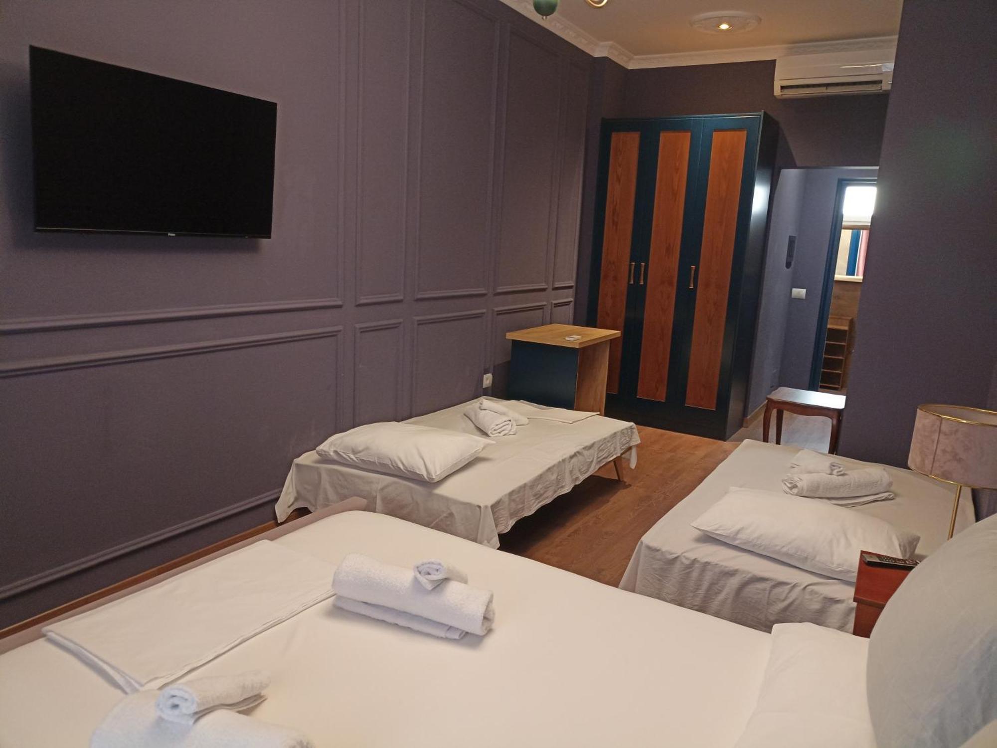 Aparthotel Amo's